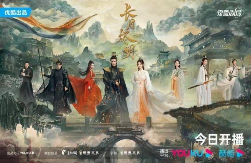 【小里帮忙】楼顶房檐装饰断裂脱落,居民路过”心慌慌“